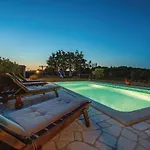 Four-bedroom In * Nova Vas (Brtonigla)