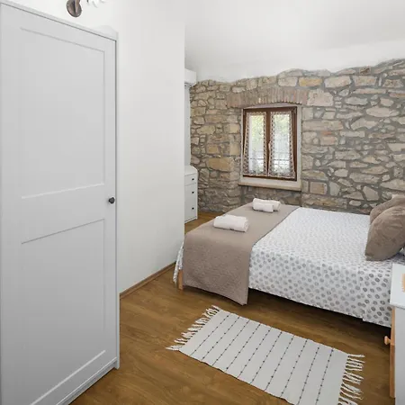 Four-bedroom In Nova Vas (Brtonigla)