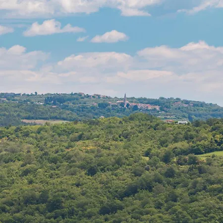 Four-bedroom In Tatil Evi Nova Vas (Brtonigla)