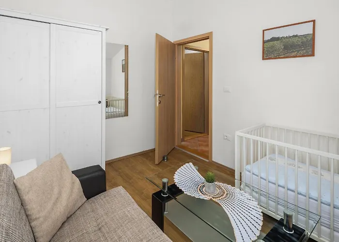 Four-bedroom In Holiday home Nova Vas (Brtonigla)