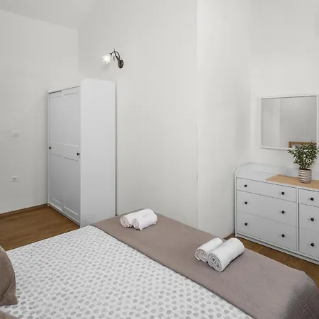 度假居 Four-bedroom In Nova Vas (Brtonigla)